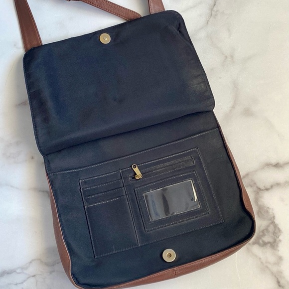 JP Ourse & Cie The Traveler Full Grain Leather Crossbody Messenger Bag - Picture 11 of 16